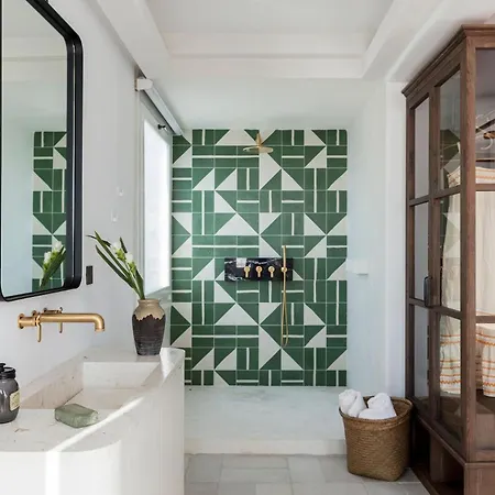 Porto Mykonos 4*